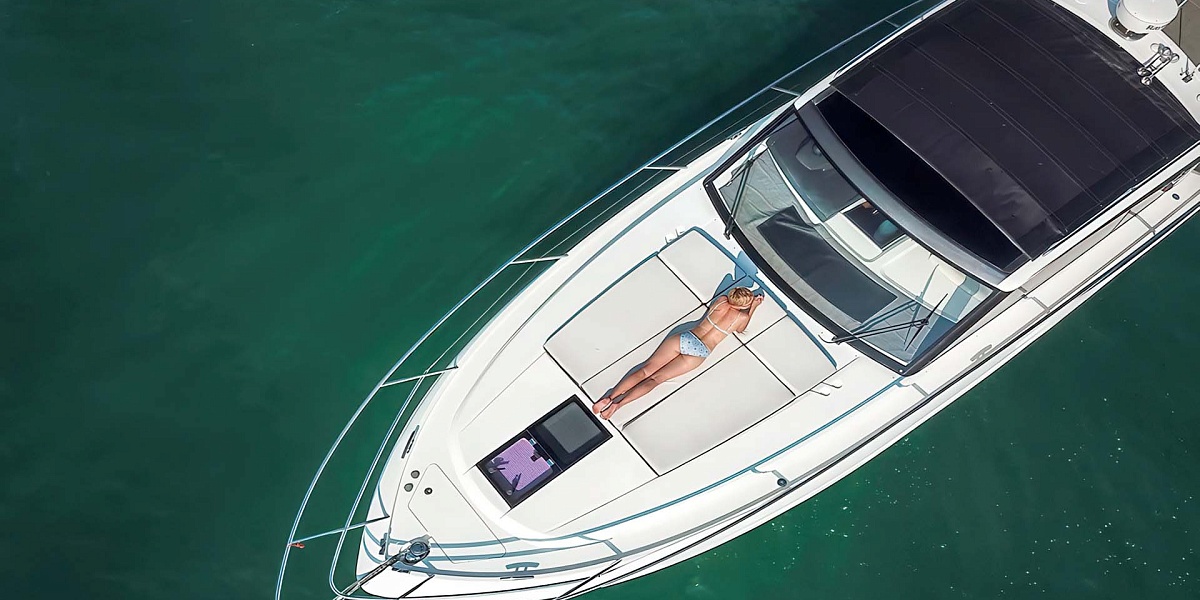 Аренда яхты Princess V39 на Пхукете | Extremalov Group